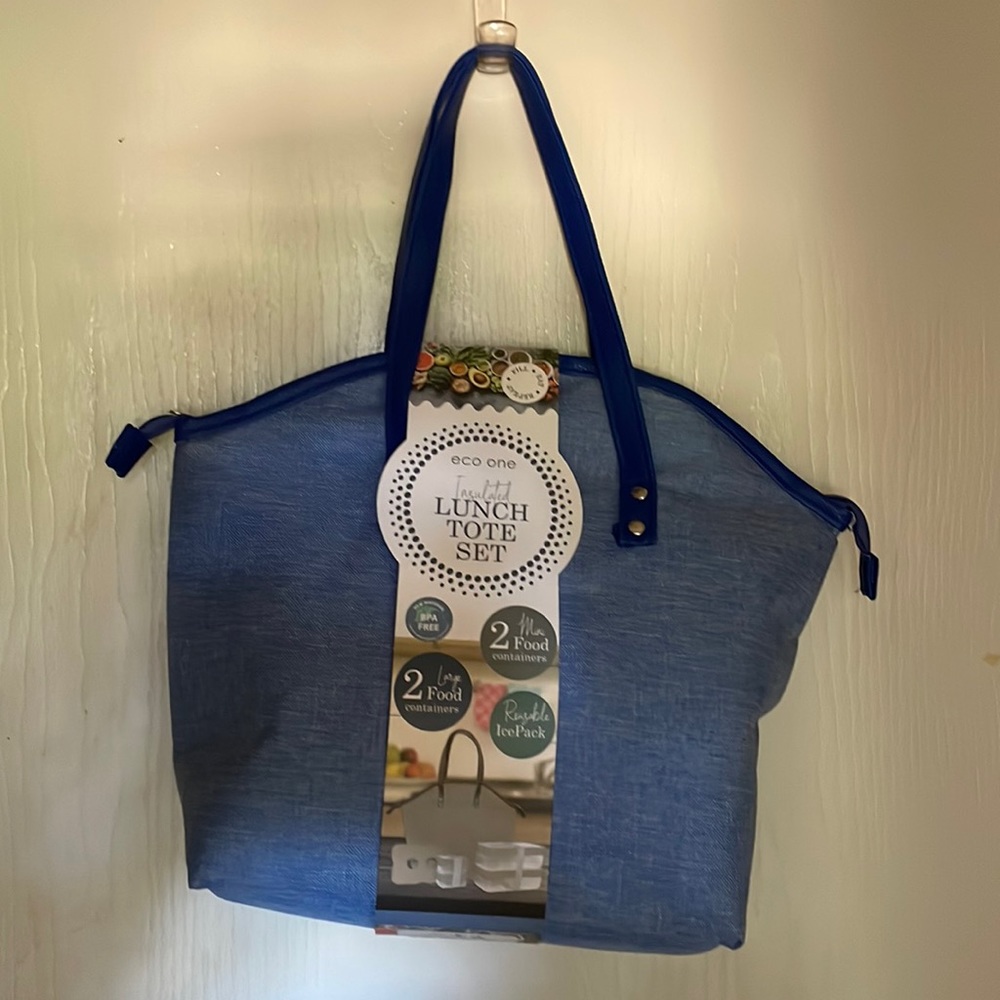 eco One Lunch tote set.2 large food containers 2small containers 1ice pack